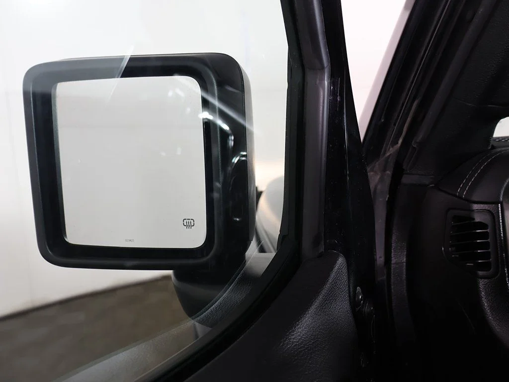 Used 2023 Black Jeep Sahara image 31