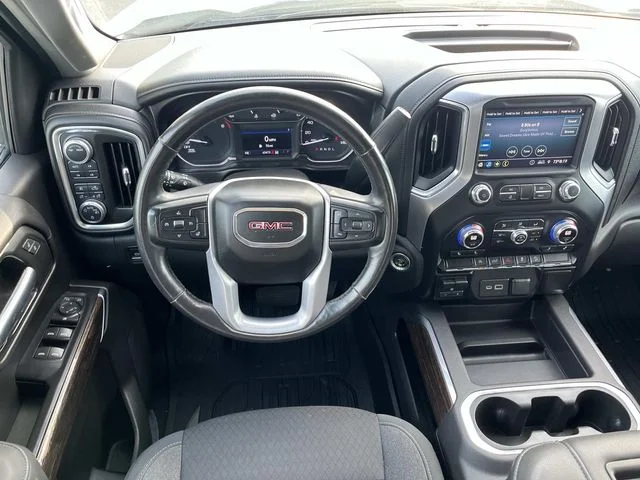 Used 2021 White GMC Elevation image 12