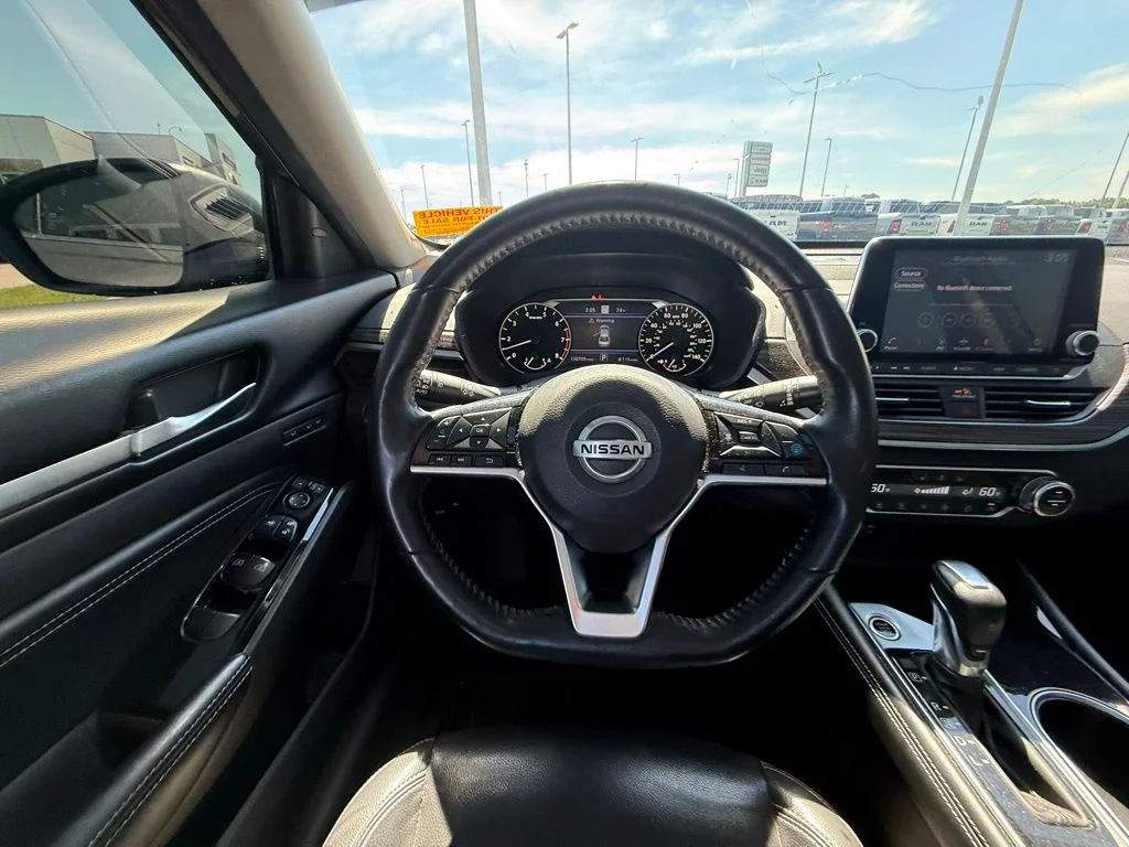 Used 2020 Gray Nissan 2.5 Platinum image 7