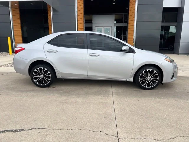 Used 2016 Silver Toyota S Plus image 2