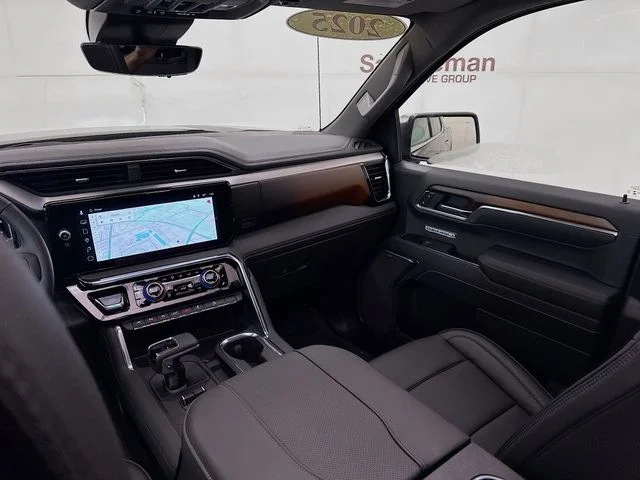 Used 2025 Black GMC Denali image 26