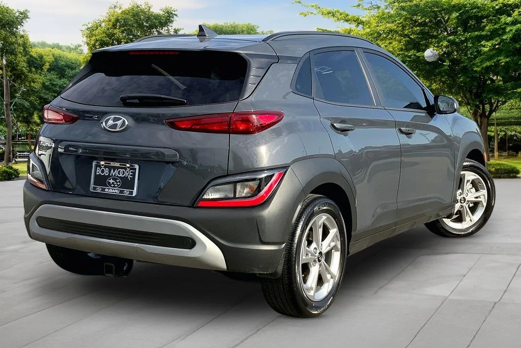 Used 2023 Gray Hyundai SEL image 6