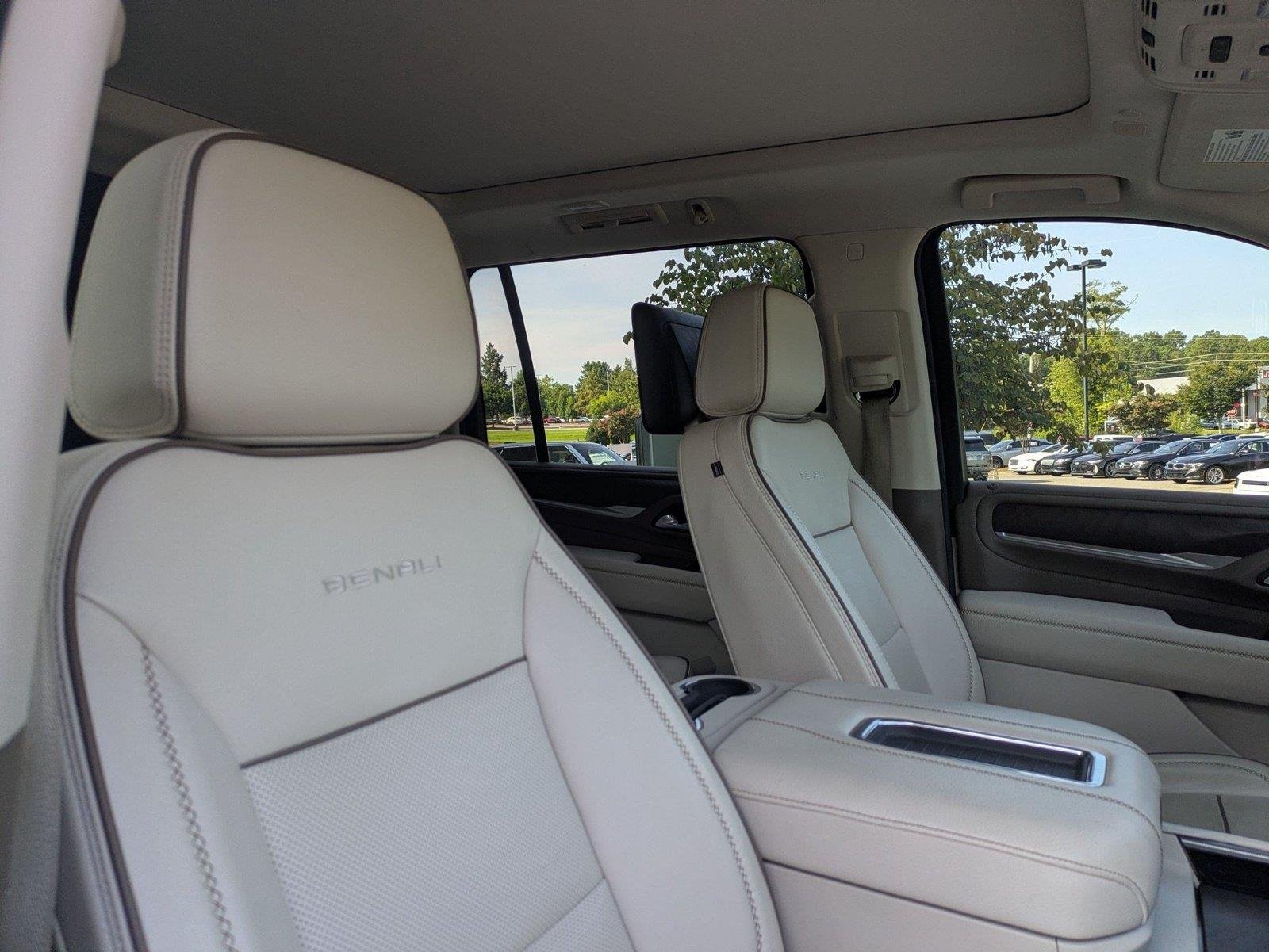 Used 2024 Midnight Blue Metallic GMC Denali image 39