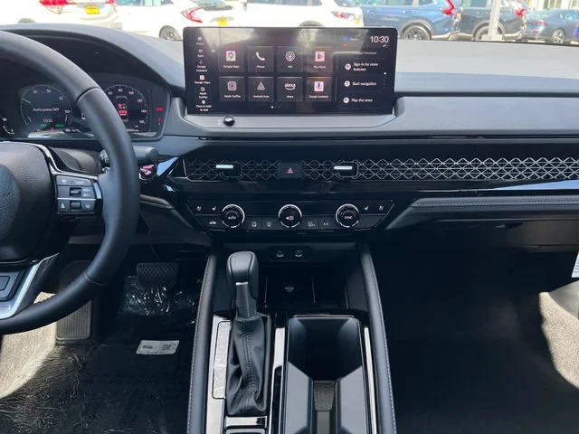 New 2026 Urban Gray Pearl Honda Touring image 20