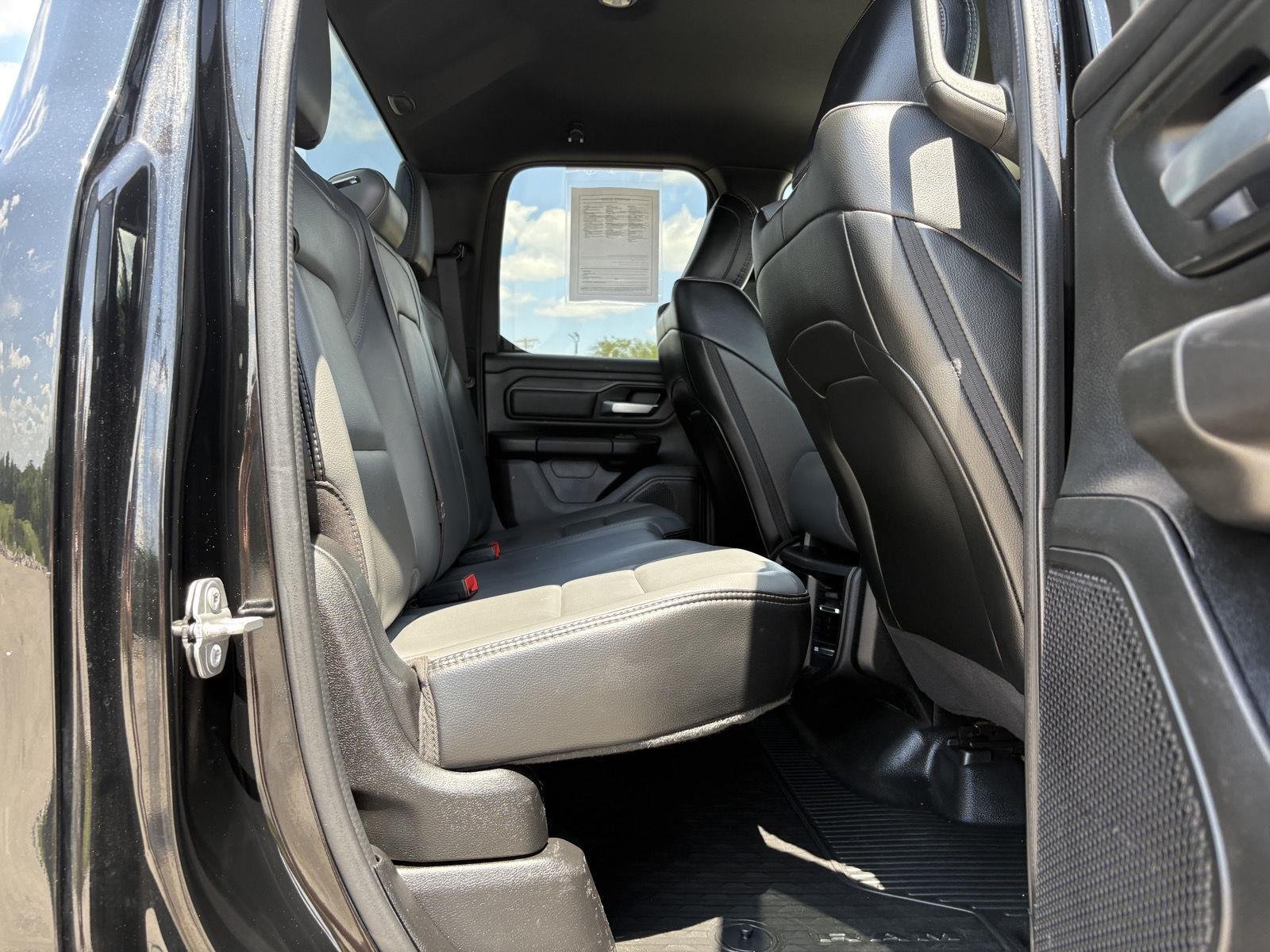Used 2022 Diamond Black Crystal Pearlcoat Ram Tradesman image 13