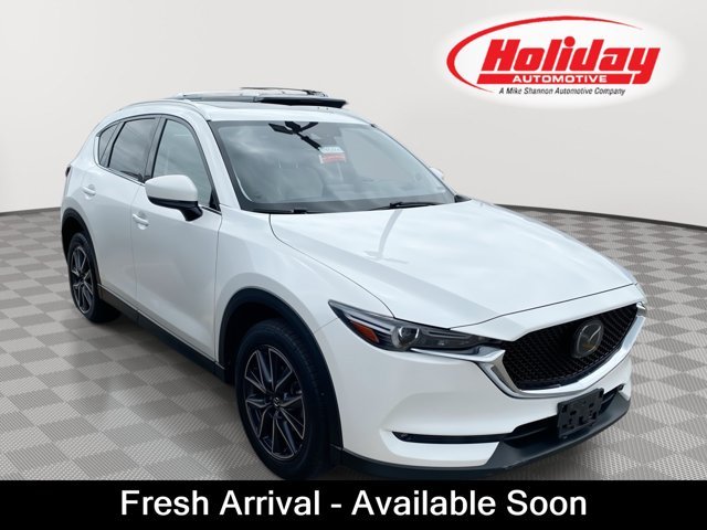 Used 2018 Snowflake White Pearl Mica Mazda Grand Touring image 1