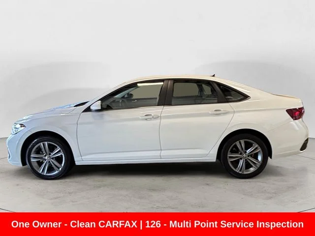 Used 2024 White Volkswagen 1.5T SE image 2