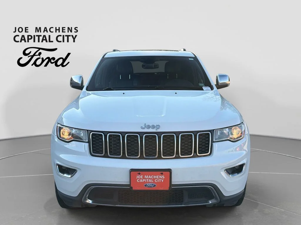 Used 2017 Bright White Clearcoat Jeep Limited image 10