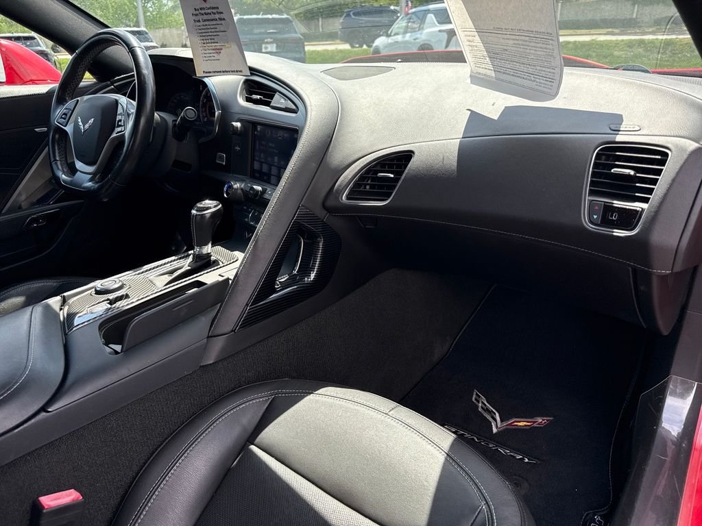 Used 2019 Red Chevrolet Stingray image 23