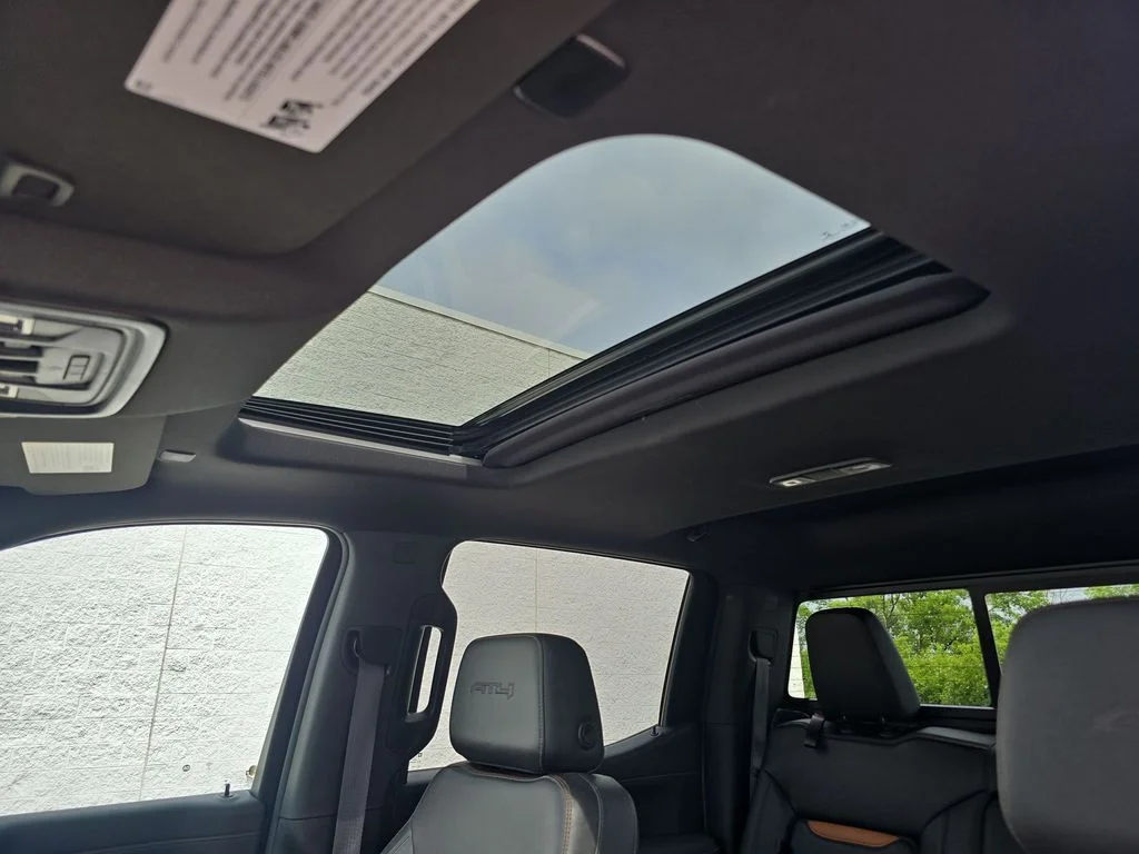 Certified Used 2022  GMC AT4 image 19