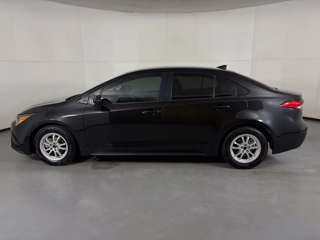 Used 2022 Black Toyota LE image 5