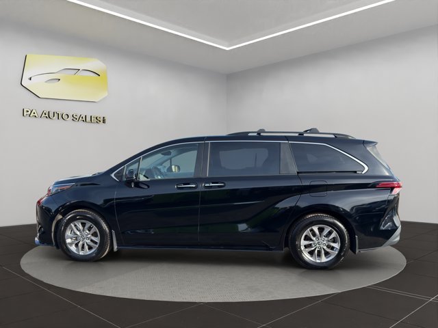 Used 2022 Black Toyota XLE image 4