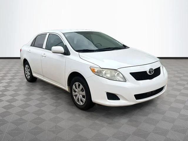 2010 Toyota Corolla LE AT's photo