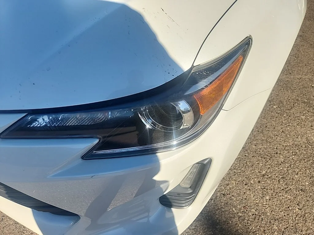 Used 2016 White Scion Base image 5