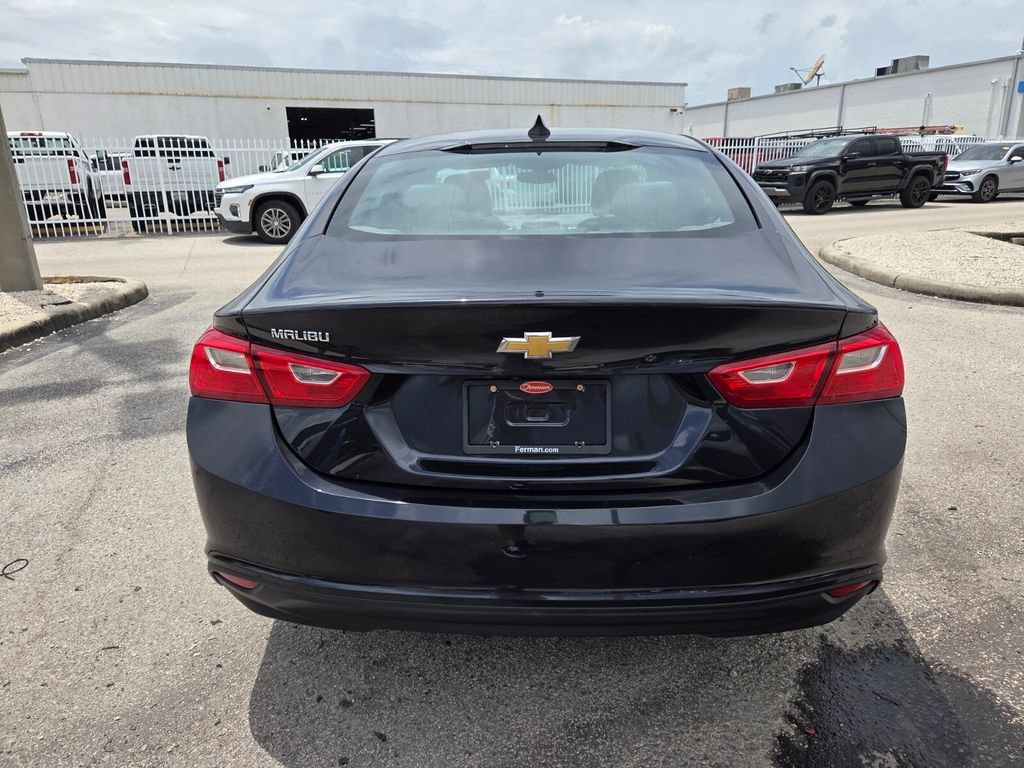2022 Chevrolet Malibu 1LS - Photo 11