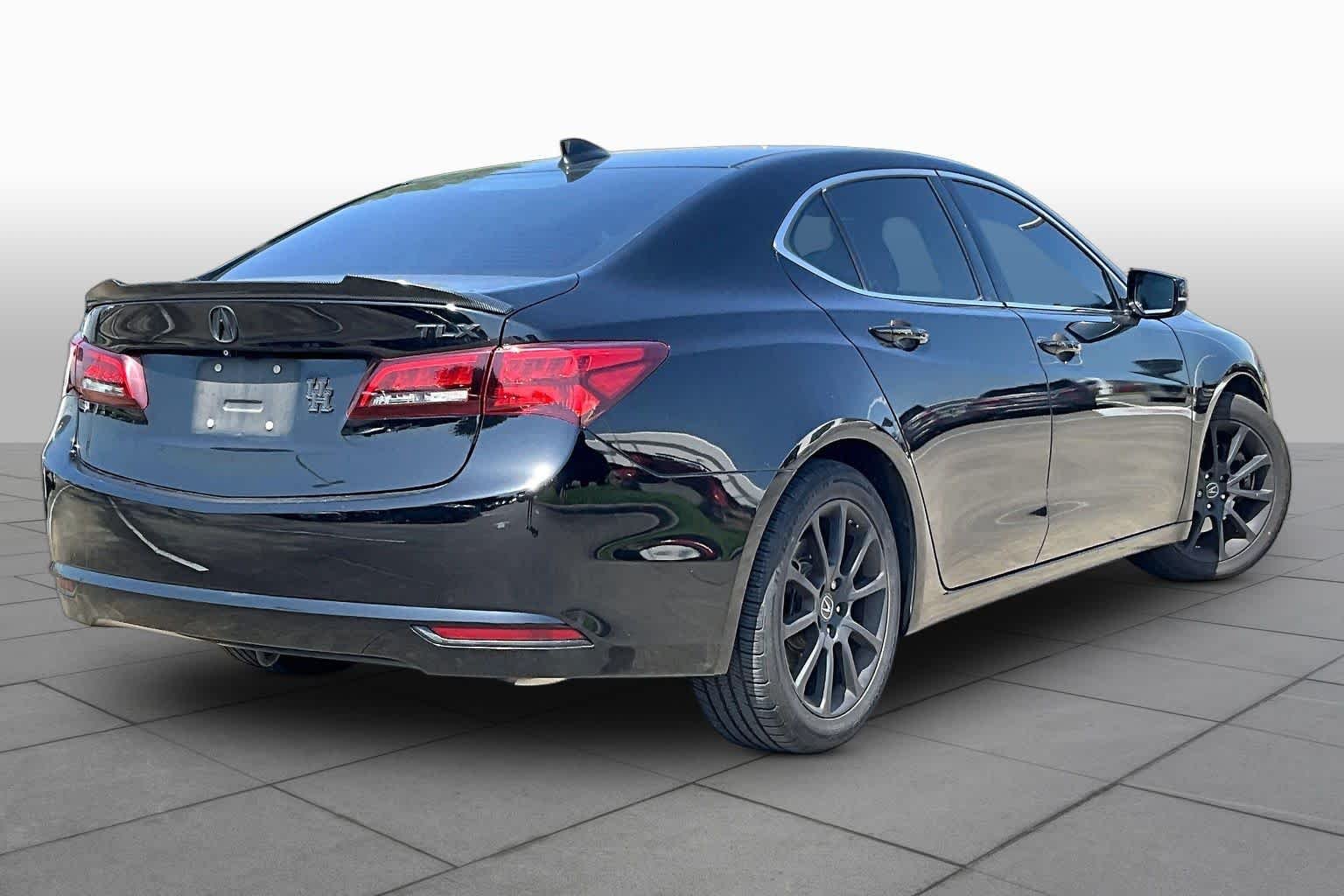 Used 2015 Crystal Black Pearl Acura V6 Tech image 11