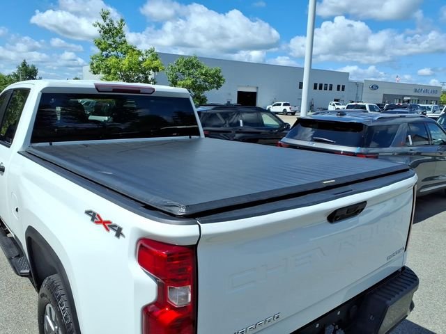Used 2024 Summit White Chevrolet Custom image 11
