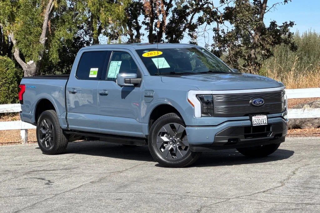 Used 2023 Ford F-150 Lightning Lariat with VIN 1FTVW1EV2PWG17678 for sale in Novato, CA