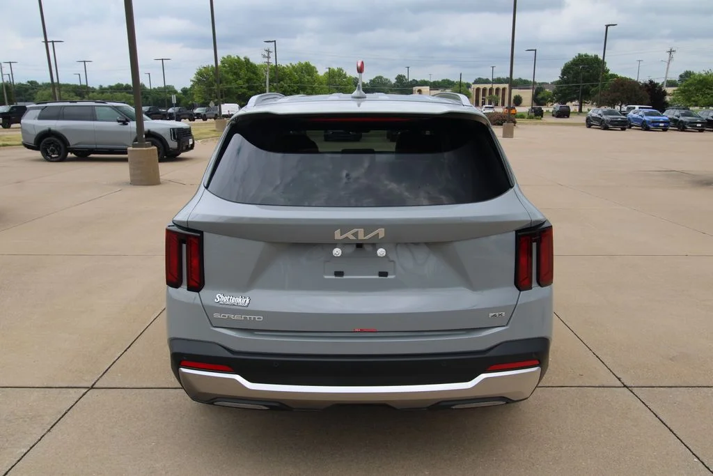 New 2026 Gray Kia S image 16