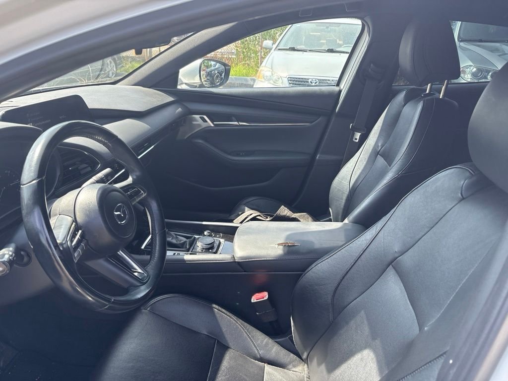 Used 2020 Snowflake White Pearl Mica Mazda Premium image 11