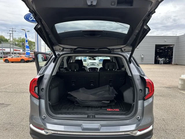 Used 2019 Gray GMC SLT image 21