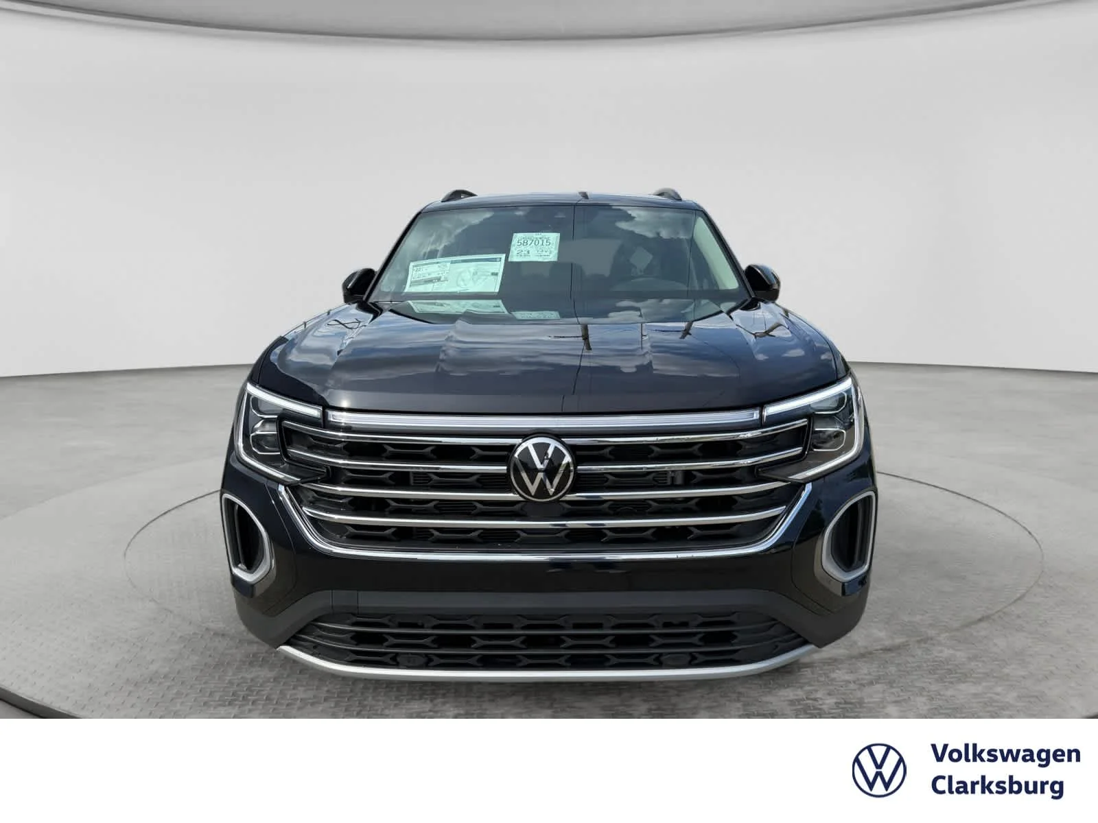 New 2026 Deep Black Pearl Volkswagen 2.0T SE image 24