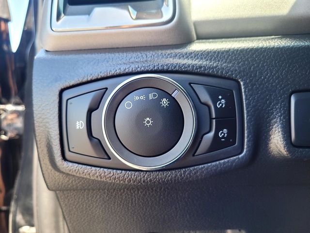 Used 2023 Black Ford XLT image 15