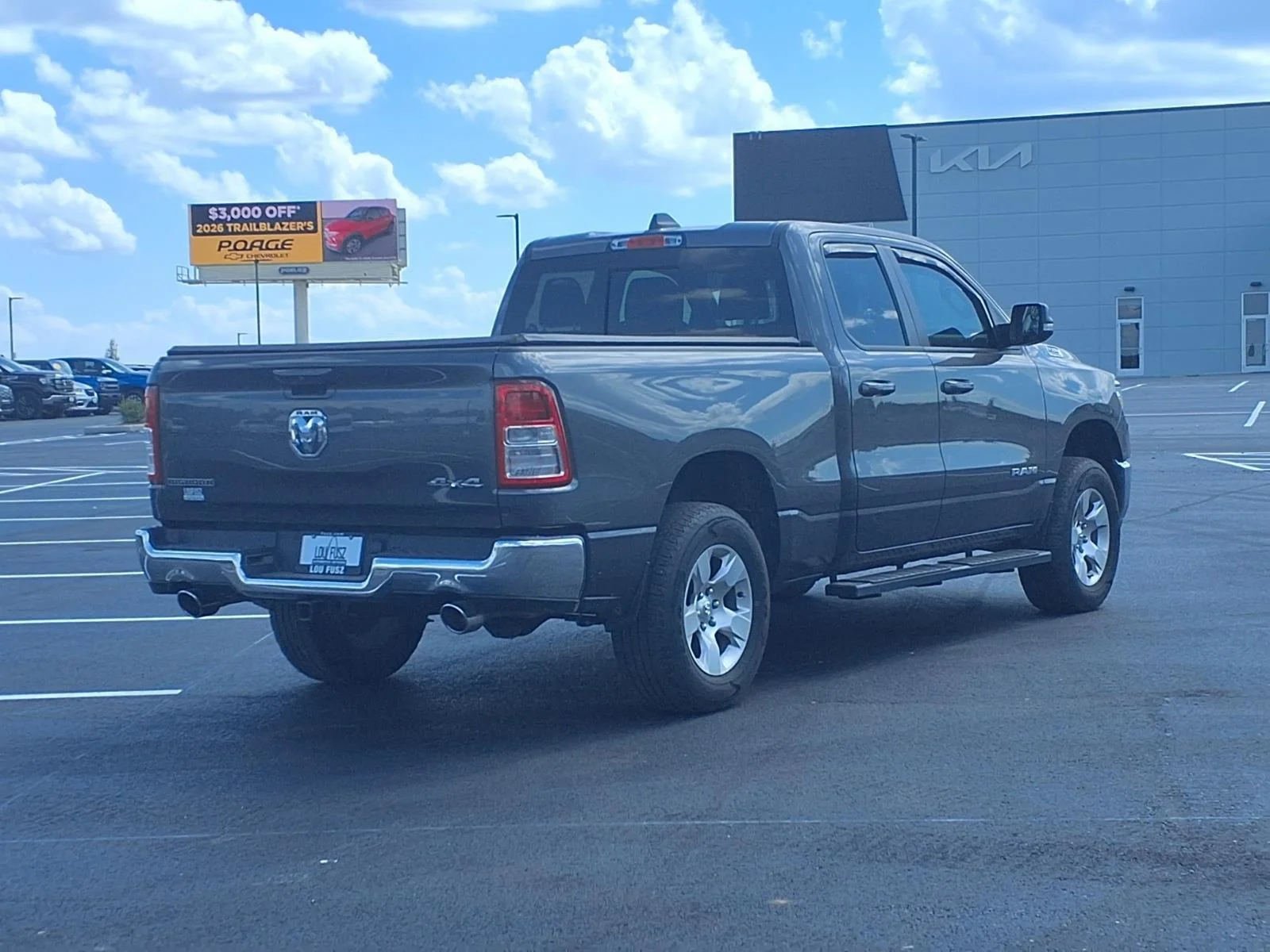 Used 2022 Diamond Black Crystal Pearlcoat Ram Big Horn image 29