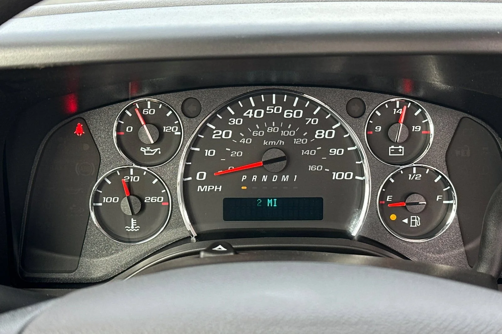 New 2025 Summit White Chevrolet 2WT image 21