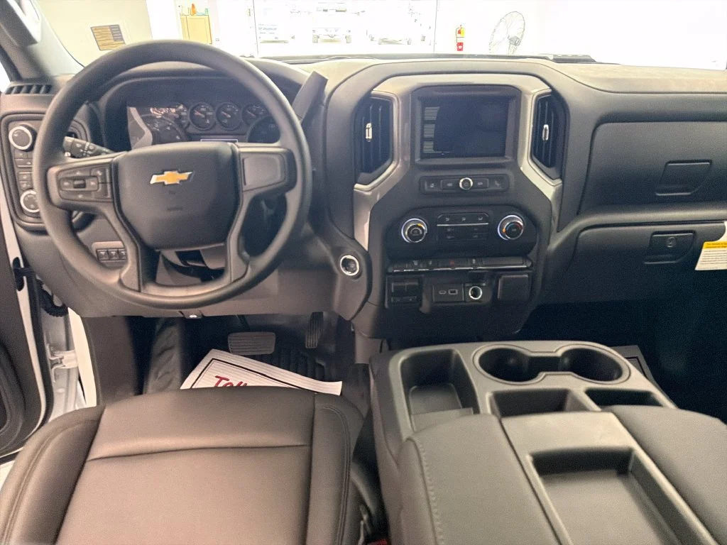 New 2026 Summit White Chevrolet Work Truck image 13