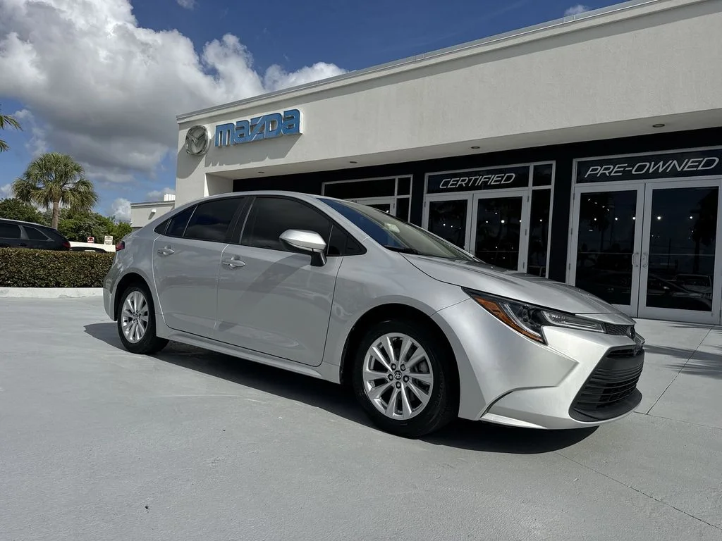 Used 2023 Classic Silver Metallic Toyota LE image 22