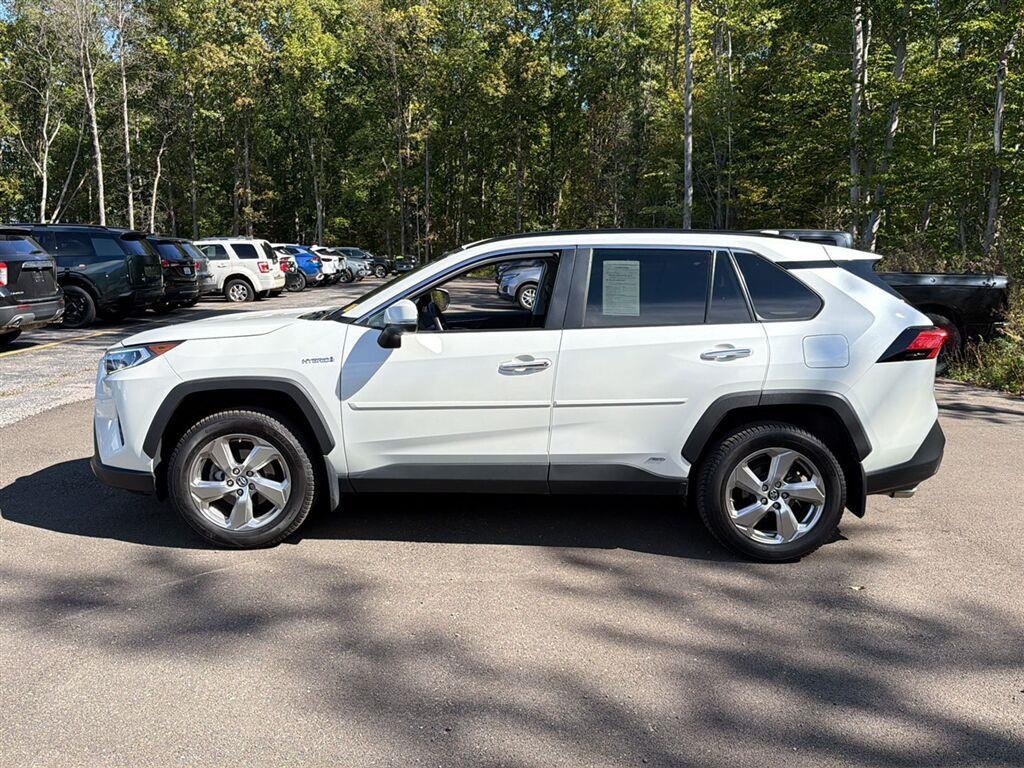Used 2019 Blizzard Pearl Toyota Limited image 11