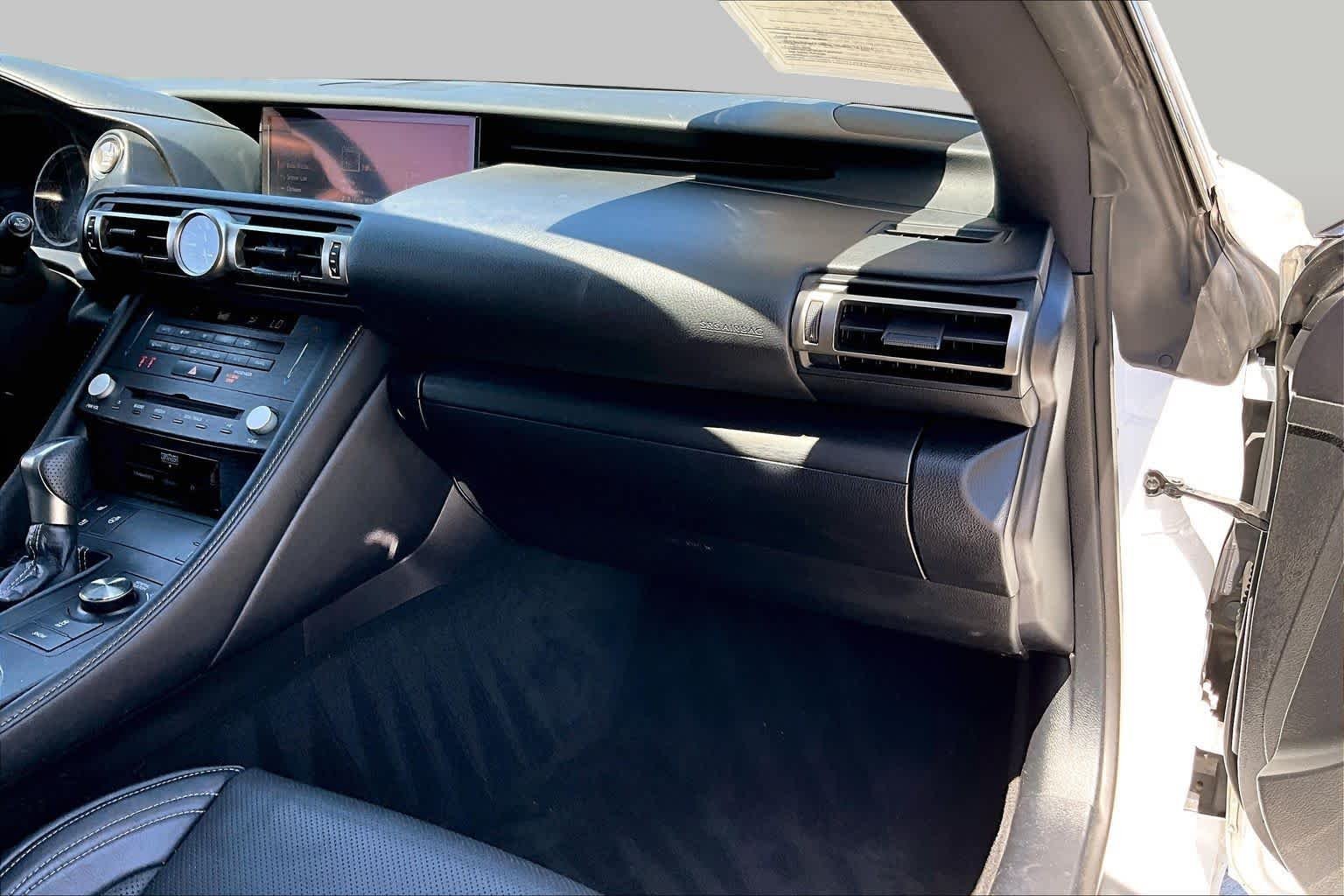 Used 2019 Ultra White Lexus F SPORT image 16