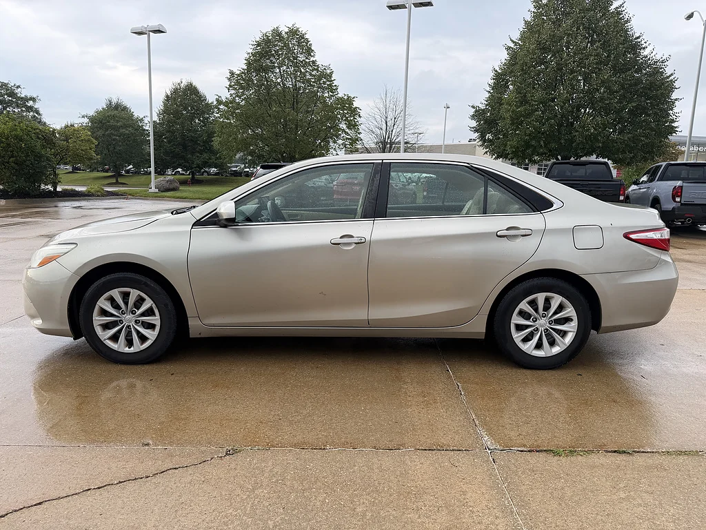 Used 2015 Creme Brulee Mica Toyota LE image 3