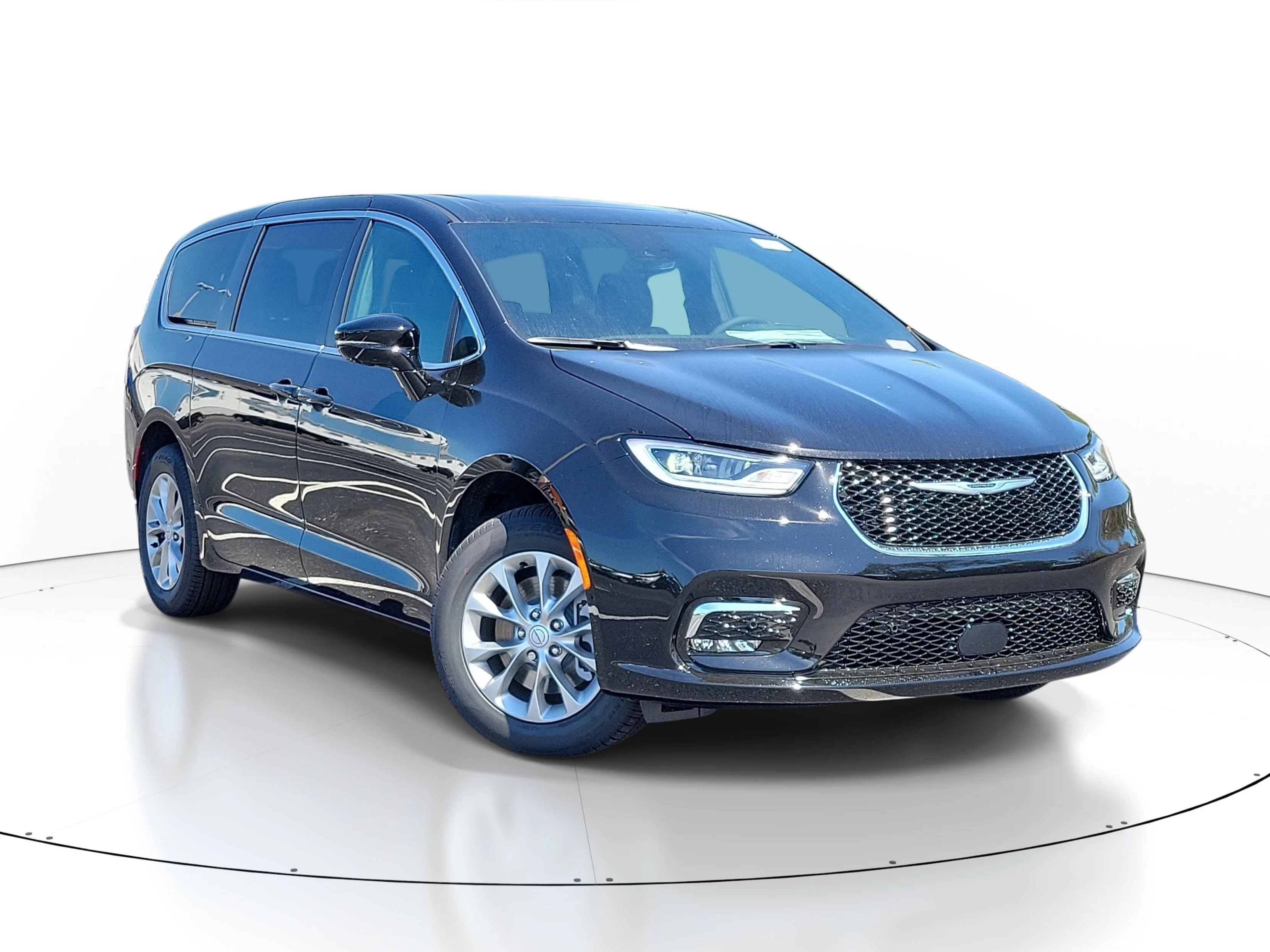 2026 Chrysler Pacifica Limited AWD's photo