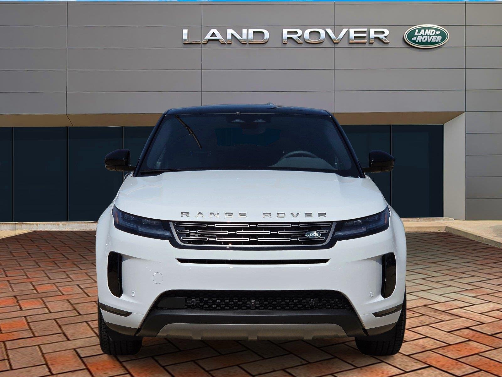 New 2026 Fuji White Land Rover Core S image 2