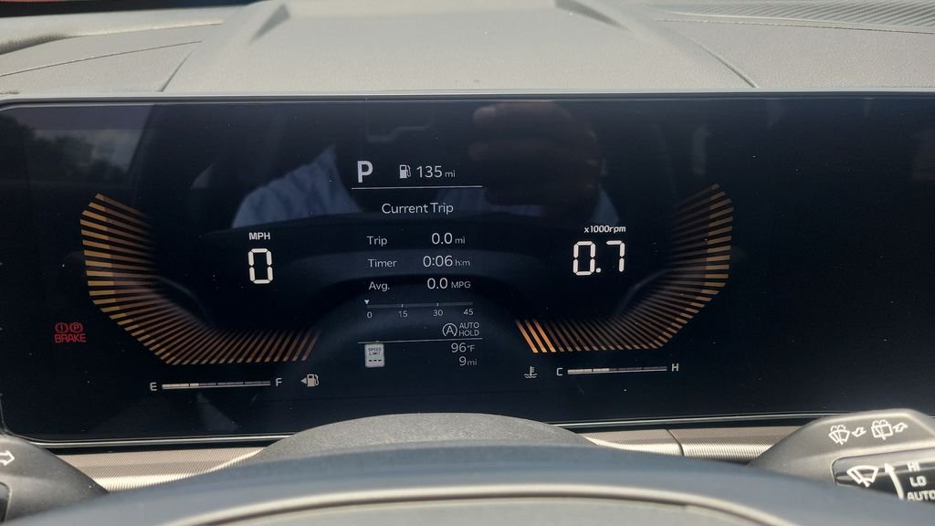 New 2026 Glacial White Pearl Kia EX image 22