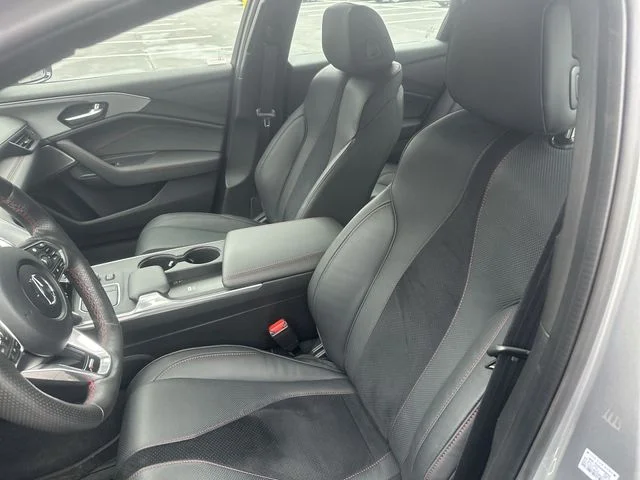 2025 Acura TLX A-SPEC Package - Photo 16