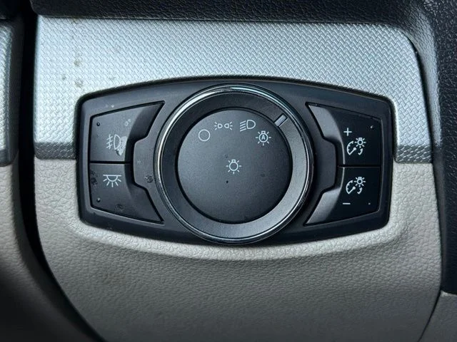 Used 2014 Dark Side Metallic Ford XLT image 23