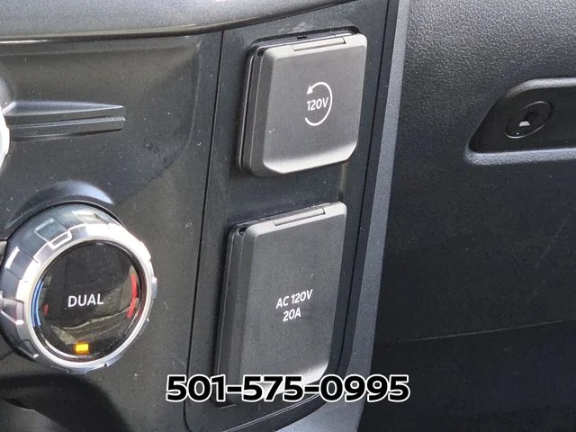 Used 2023 Black Ford XLT image 27