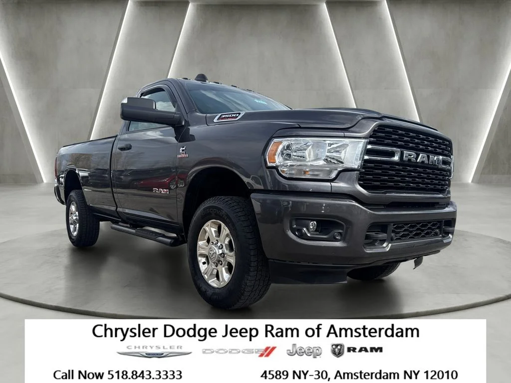 2022 RAM 3500 Big Horn 4X4 Regular cab's photo