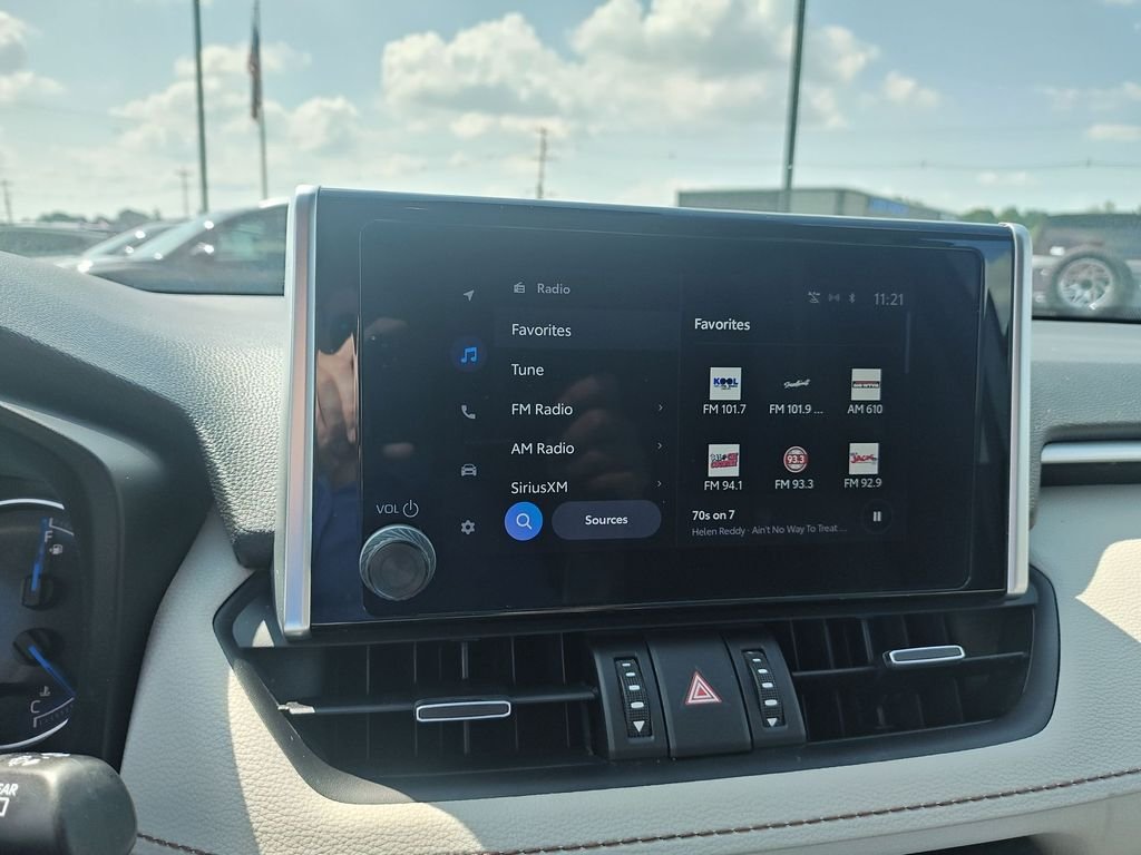 Used 2023 Gray Toyota XLE Premium image 16