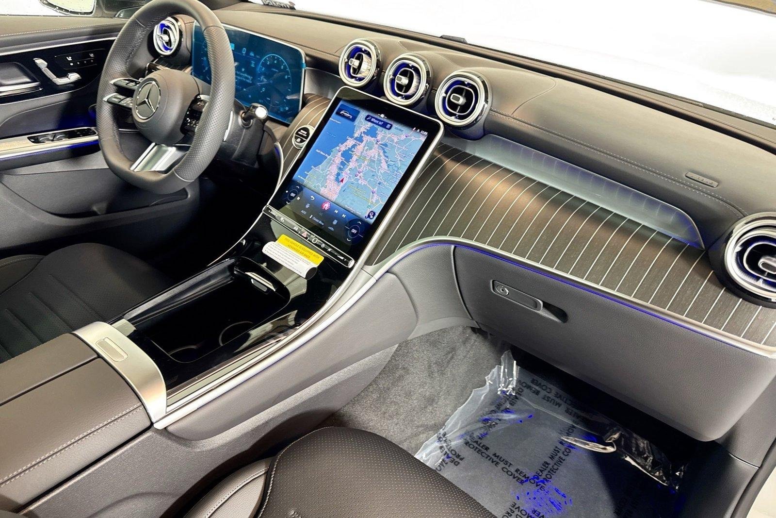 New 2026 Polar White Mercedes-Benz GLC 300 image 27