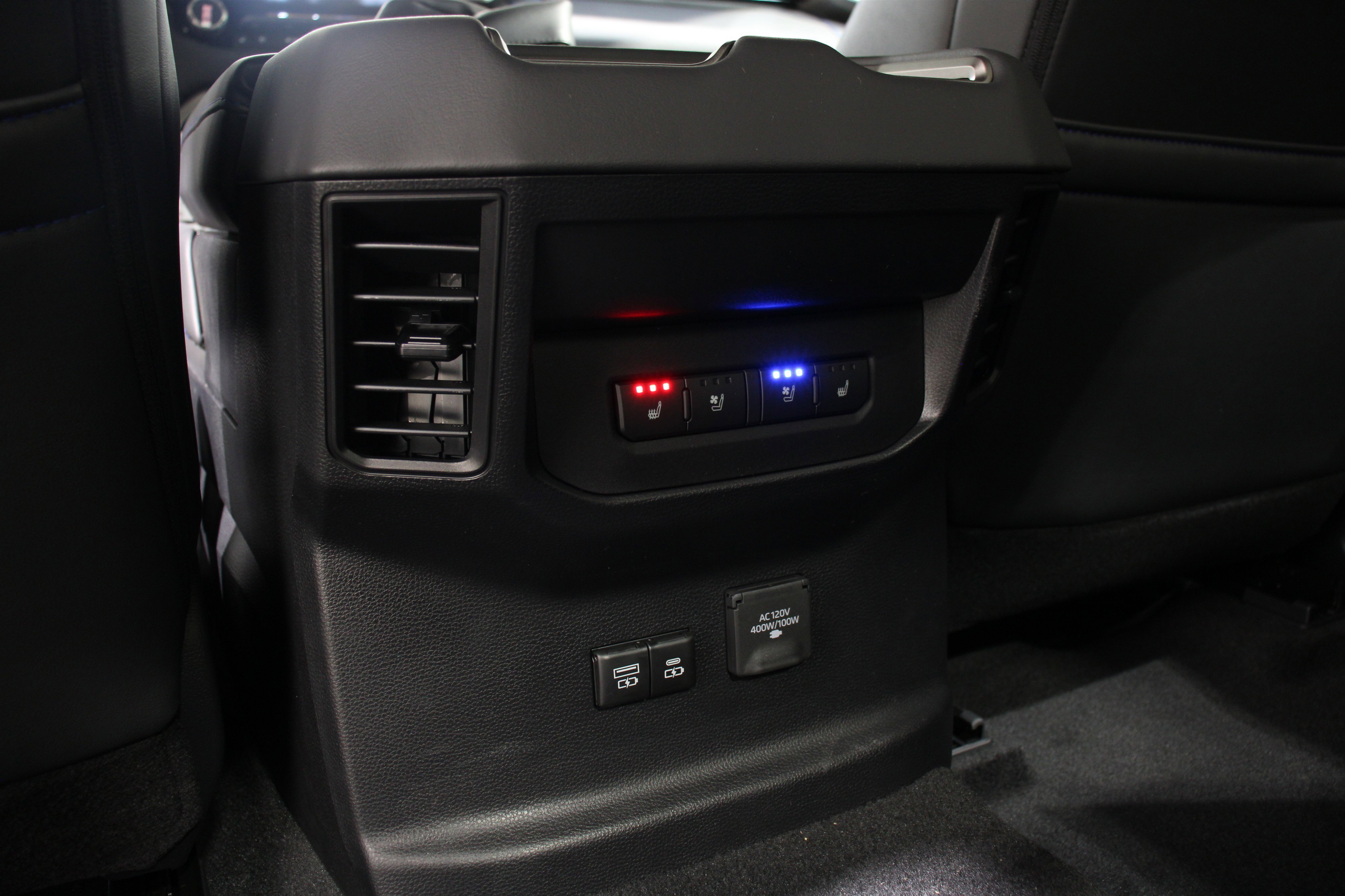 2026 Toyota Tundra Platinum - Photo 25