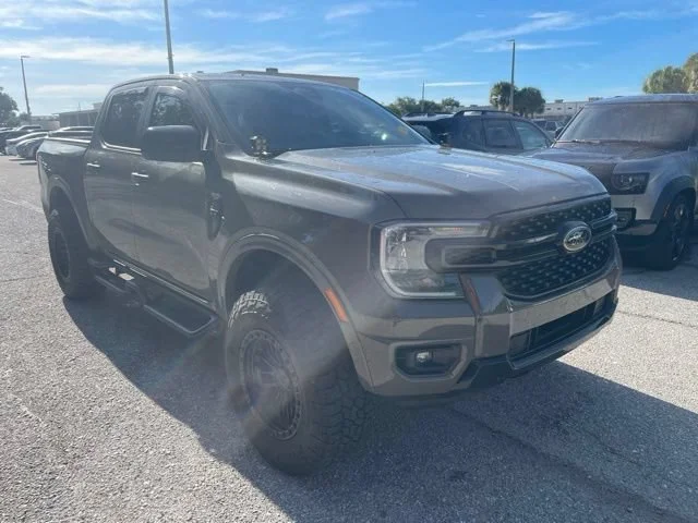Used 2025 Beige Ford XLT image 1