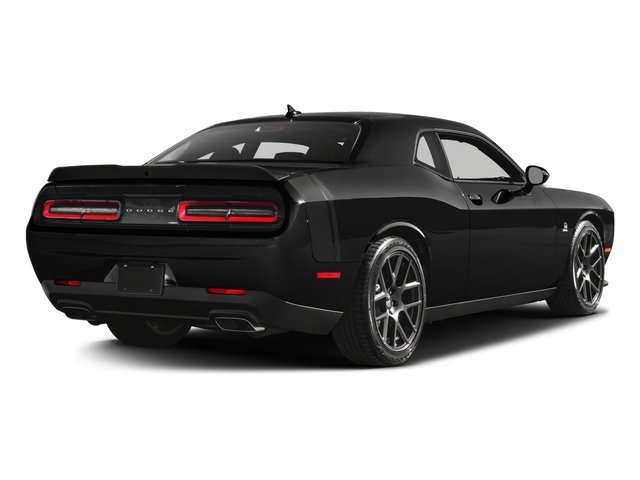 Used 2017 Granite Crystal Metallic Clearcoat Dodge R/T Scat Pack image 5