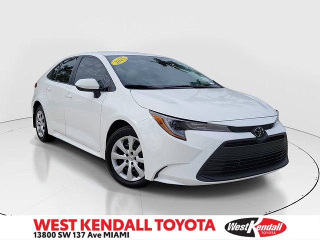 2025 Toyota Corolla LE