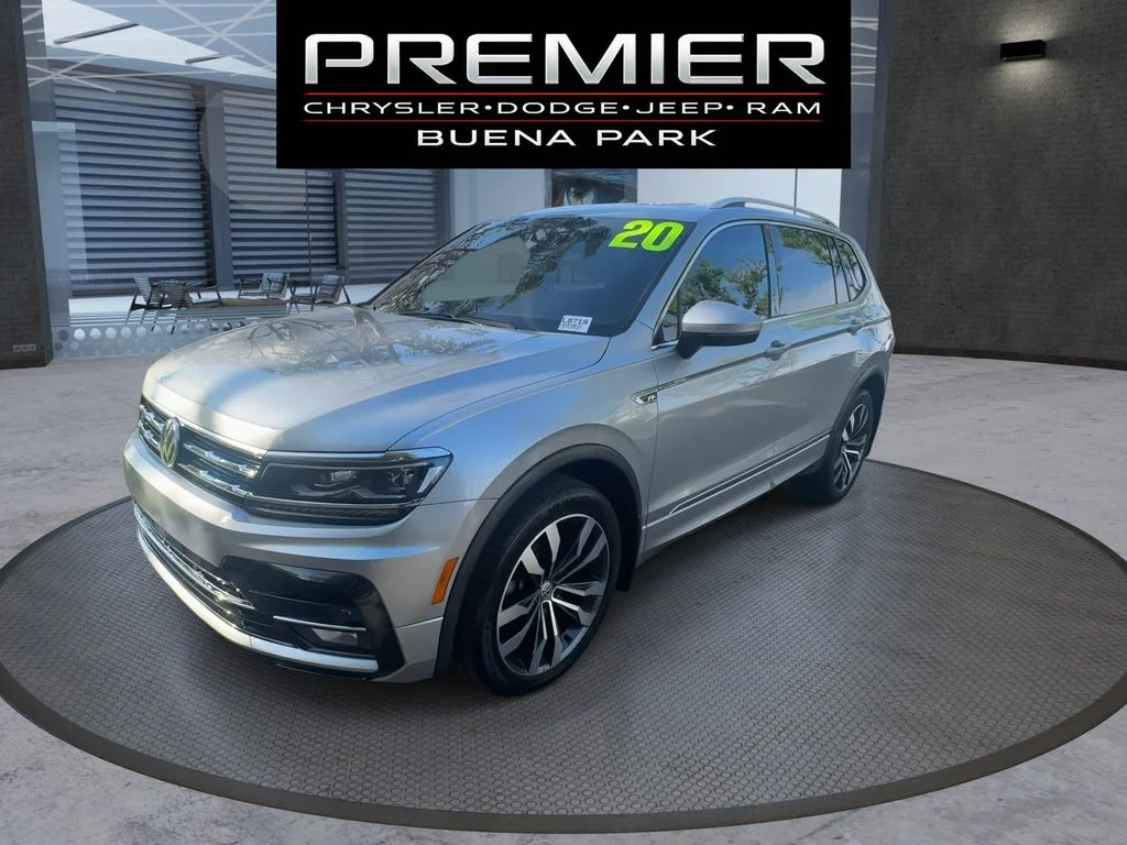 Used 2020 Silver Volkswagen 2.0T SEL Premium R-Line image 4