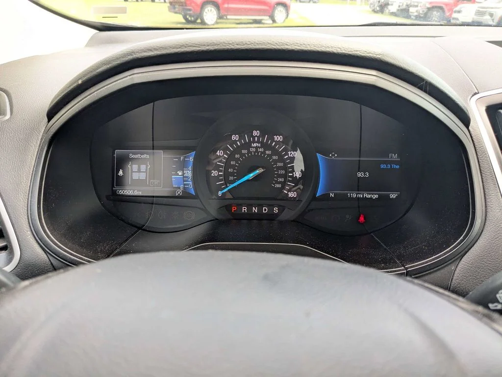 Used 2024 Black Ford SEL image 28