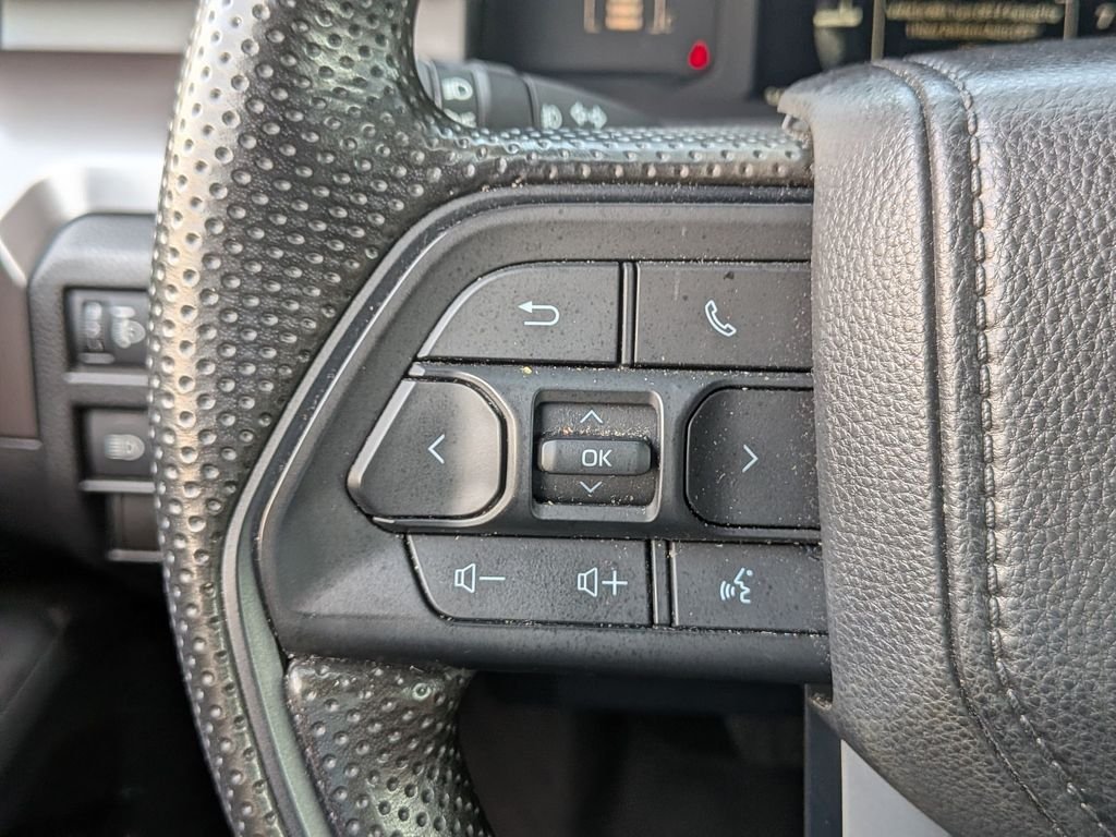 Used 2024  Toyota SR5 image 21